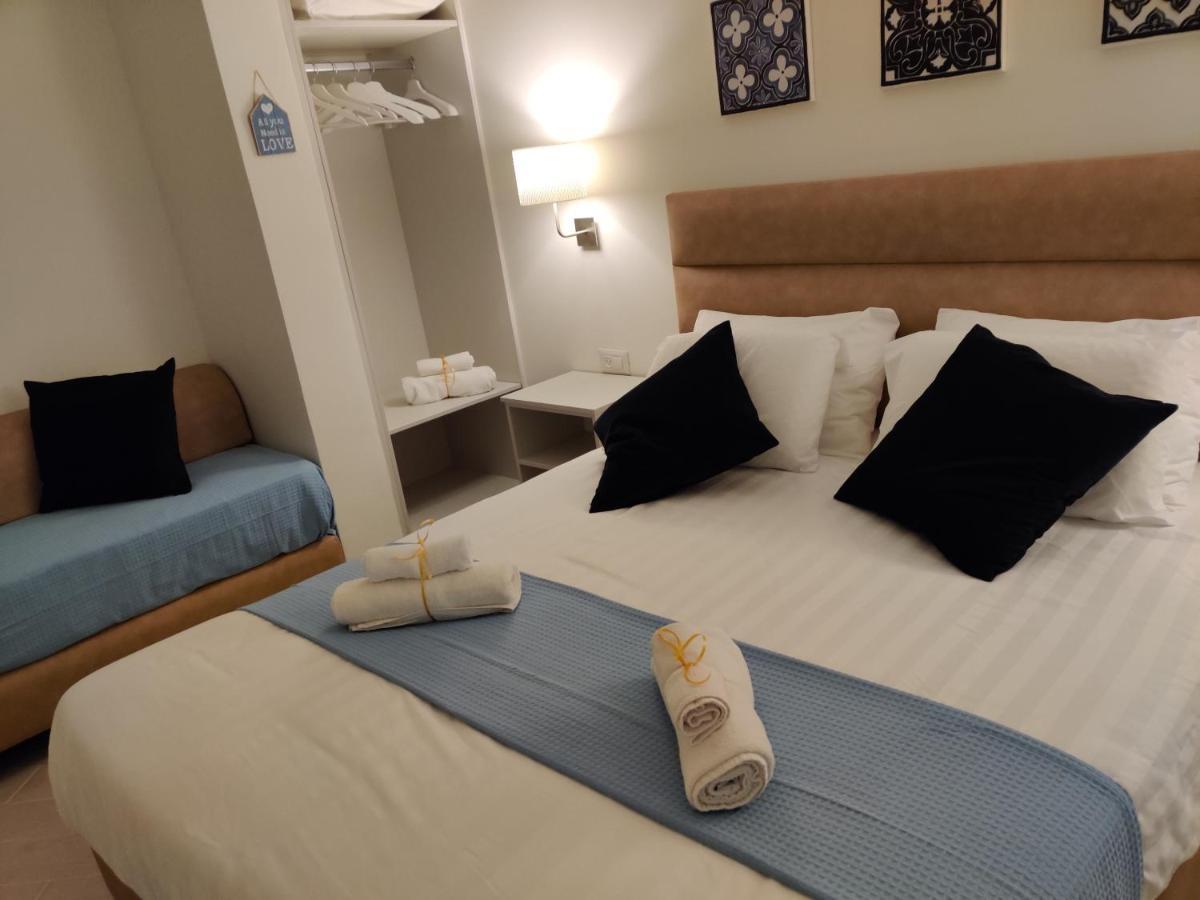 Migdal Luxury Suites Netanya J29 מראה חיצוני תמונה